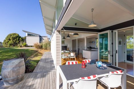 Photo of property in 190 Paroa Bay Road, Russell, 0272