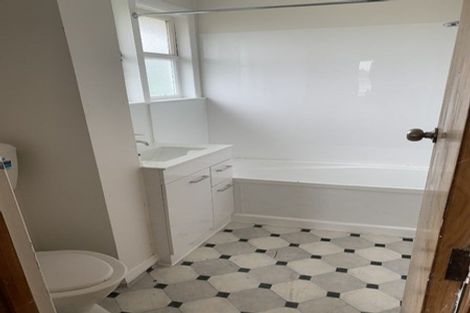 Photo of property in 4 Chambers Crescent, Waipukurau, 4200