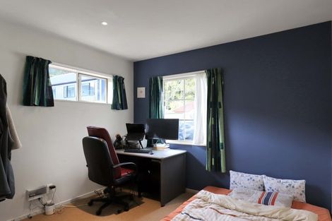 Photo of property in 233a Riverside Drive, Waterloo, Lower Hutt, 5011