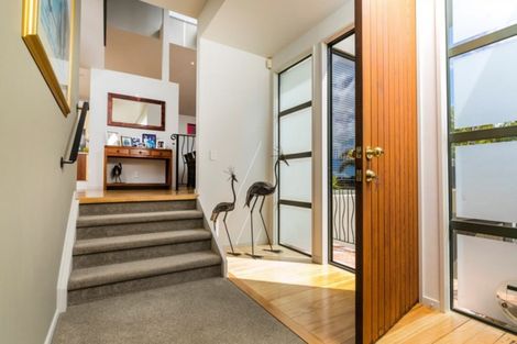 Photo of property in 64 Kate Sheppard Avenue, Torbay, Auckland, 0630