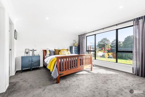 Photo of property in 5 Buddle Road, Wallaceville, Upper Hutt, 5018