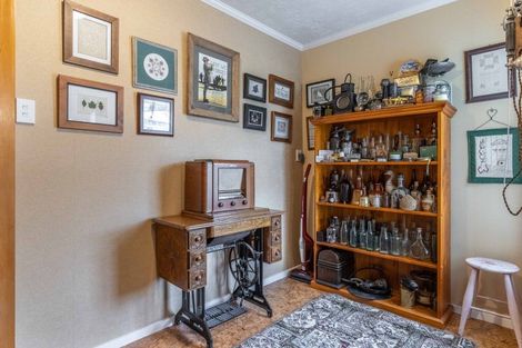 Photo of property in 449 Fraser Road, Lochiel, Winton, 9781