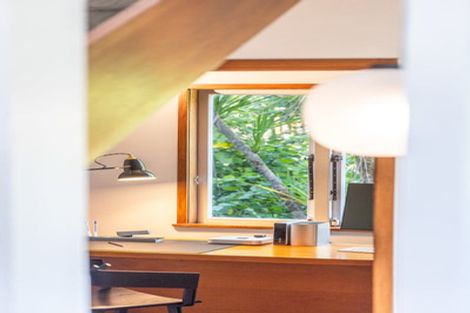 Photo of property in 27 Rosecamp Road, Beach Haven, Auckland, 0626