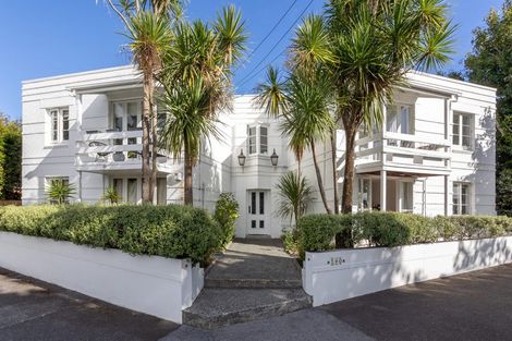Photo of property in 7/2 Herne Bay Road, Herne Bay, Auckland, 1011