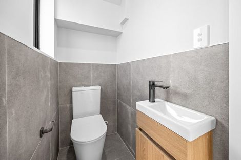 Photo of property in 40c Trentham Road, Papakura, 2110