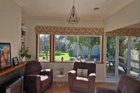 Photo of property in 32 Wallace Crescent, Glenholme, Rotorua, 3010