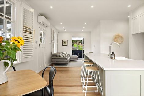 Photo of property in 1223 Old North Road, Helensville, 0875
