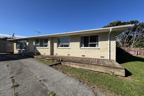 Photo of property in 20 Hood Street, Castlecliff, Whanganui, 4501