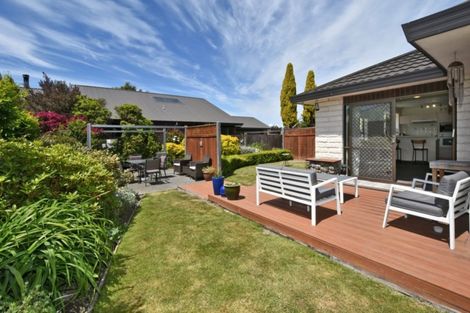 Photo of property in 34 Lowry Avenue, Redwood, Christchurch, 8051
