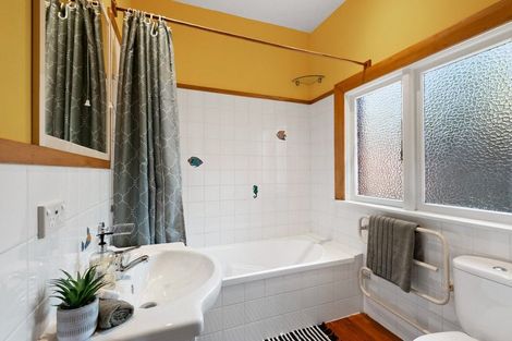 Photo of property in 17 Kiwi Street, Saint Leonards, Dunedin, 9022