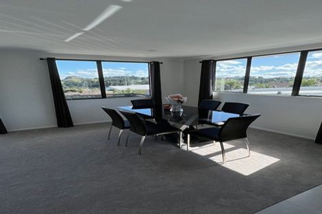 Photo of property in 21 Frederick Reece Drive, The Gardens, Auckland, 2105