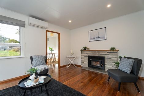 Photo of property in 97 Castor Crescent, Cannons Creek, Porirua, 5024