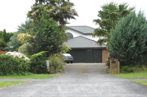 Photo of property in 25 Longford Park Drive, Takanini, 2112