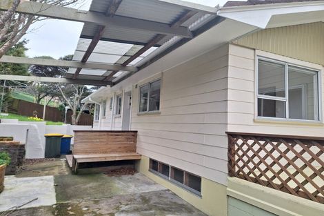 Photo of property in 2/56 Lavery Place, Sunnynook, Auckland, 0632