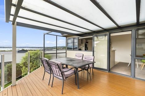 Photo of property in 1 Owen Place, Omokoroa, 3114