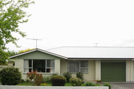 Photo of property in 11 Freebairn Street, Redwood, Christchurch, 8051