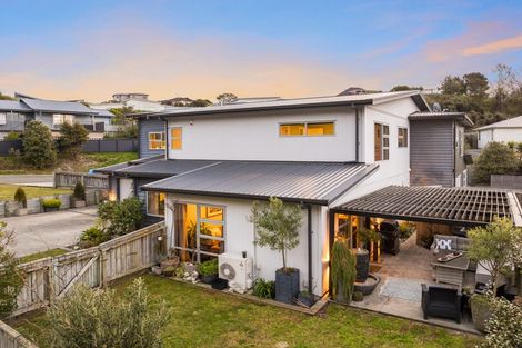 Photo of property in 130 Navigation Drive, Whitby, Porirua, 5024