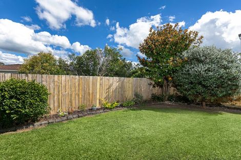 Photo of property in 8/248 Great North Road, Henderson, Auckland, 0612