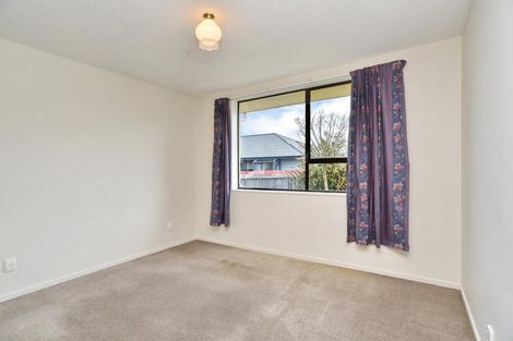 Photo of property in 2/121 Marlow Road, Aranui, Christchurch, 8061
