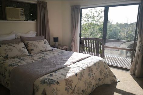 Photo of property in 15 Kingsclere Place, Goodwood Heights, Auckland, 2105