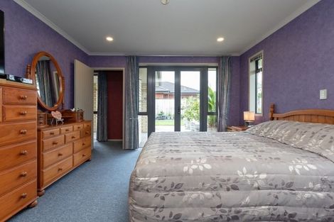 Photo of property in 5 Azure Place, Huntington, Hamilton, 3210