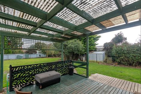 Photo of property in 16 Lyon Street, Marton, 4710