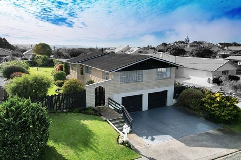 Photo of property in 19 Perth Street, South Hill, Oamaru, 9400