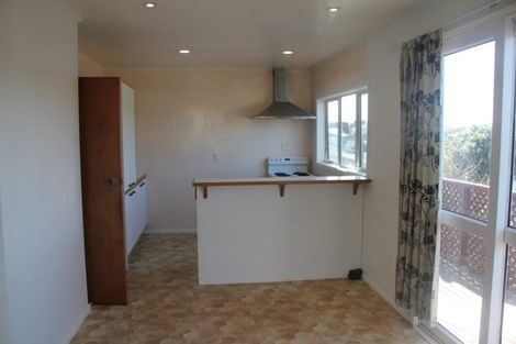 Photo of property in 3 Saville Row, Johnsonville, Wellington, 6037