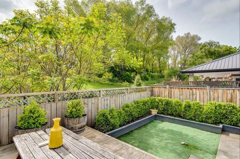 Photo of property in 12 Von Dadelszen Place, Havelock North, 4130