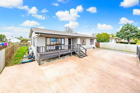 Photo of property in 4 Cottrell Place, Clendon Park, Auckland, 2103