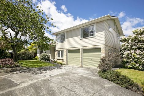 Photo of property in 19 Waddington Drive, Naenae, Lower Hutt, 5011
