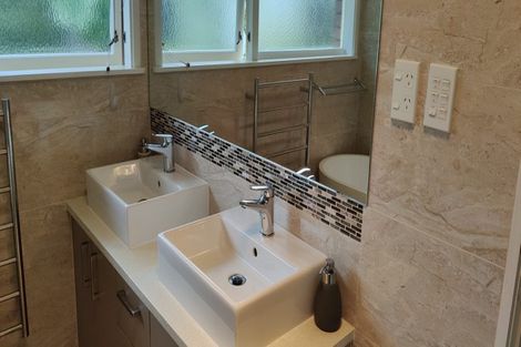 Photo of property in 3 Trust Place, Sunnyhills, Auckland, 2010