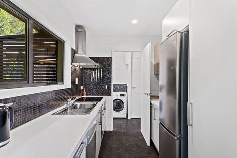 Photo of property in 2/105 Weldene Avenue, Glenfield, Auckland, 0629