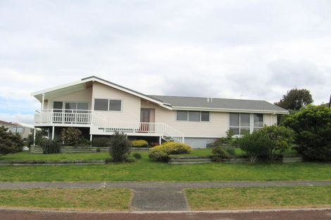 Photo of property in 90 Pauanui Boulevard, Pauanui, Hikuai, 3579
