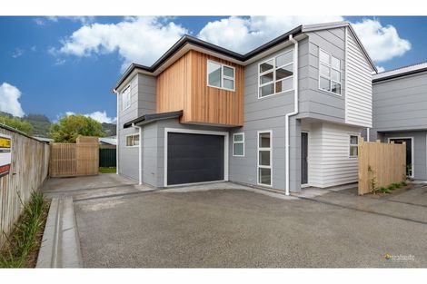 Photo of property in 11d Molesworth Street, Taita, Lower Hutt, 5011