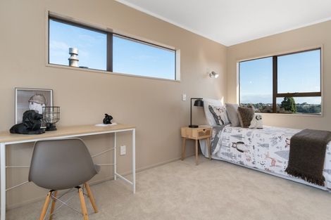 Photo of property in 21 Victory Street, Welcome Bay, Tauranga, 3112