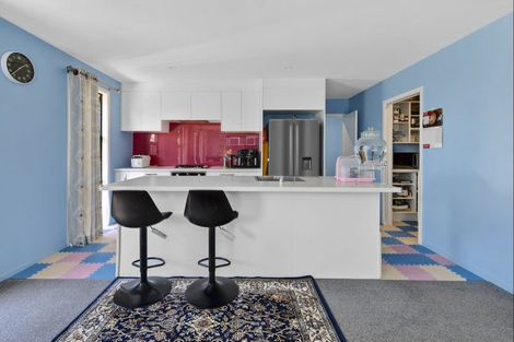 Photo of property in 9 Kuini Place, Motueka, 7120