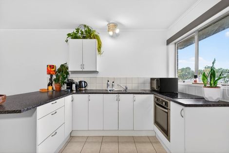 Photo of property in 1/3 Butterworth Drive, Glendene, Auckland, 0602