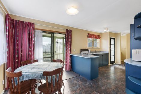Photo of property in 74 Arahura Crescent, Waitangirua, Porirua, 5024