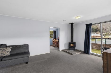 Photo of property in 310 Wellington Road, Wainuiomata, Lower Hutt, 5014