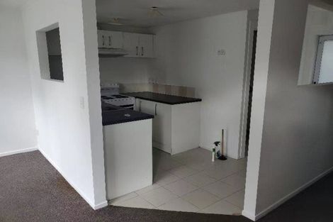 Photo of property in 1/542 Swanson Road, Ranui, Auckland, 0612