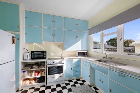 Photo of property in 13 Hori Street, Vogeltown, New Plymouth, 4310