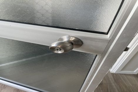 Photo of property in 9 Innismara Avenue, Wattle Downs, Auckland, 2103