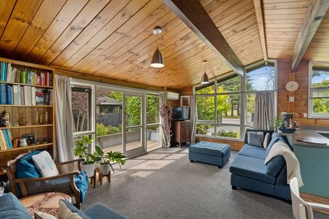 Photo of property in 417 Avonhead Road, Avonhead, Christchurch, 8042