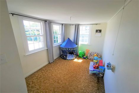 Photo of property in 30 Gordon Street, Dannevirke, 4930