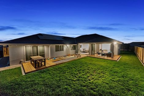 Photo of property in 5 Falcon Court, Flagstaff, Hamilton, 3210