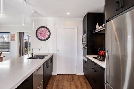 Photo of property in 36 Luxembourg Crescent, Halswell, Christchurch, 8025