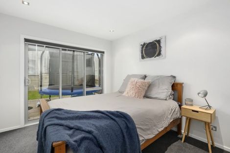 Photo of property in 21 Cosgrove Rise, Riverstone Terraces, Upper Hutt, 5018