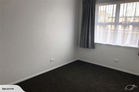 Photo of property in 35 Lombard Street, Palmerston North, 4410