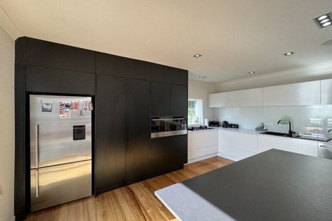 Photo of property in 152 Lake Crescent, Hamilton Lake, Hamilton, 3204